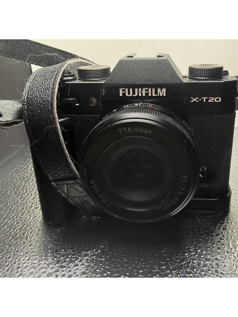 Fujifilm X-T20 with TTArtisan 27mm f/2.8 Lens, working!